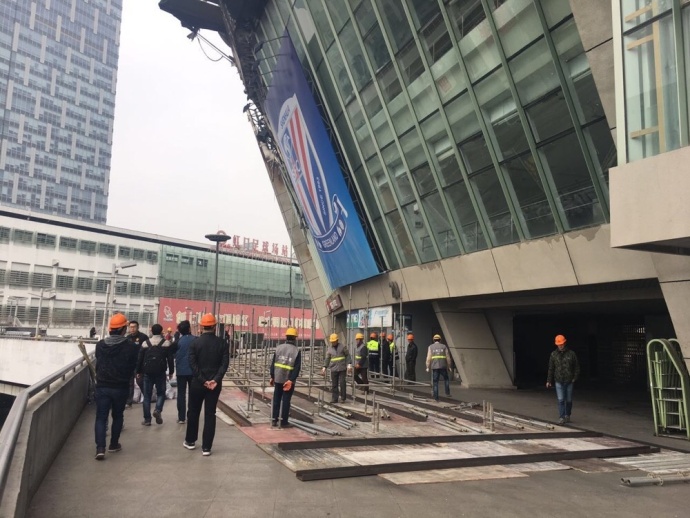 而齐秦的惊喜发布更是为这一场互动画下了一个完美的句点